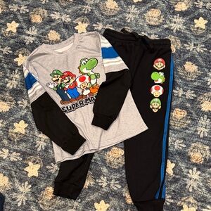 Nintendo Super Mario Black jogger Set Boys 7